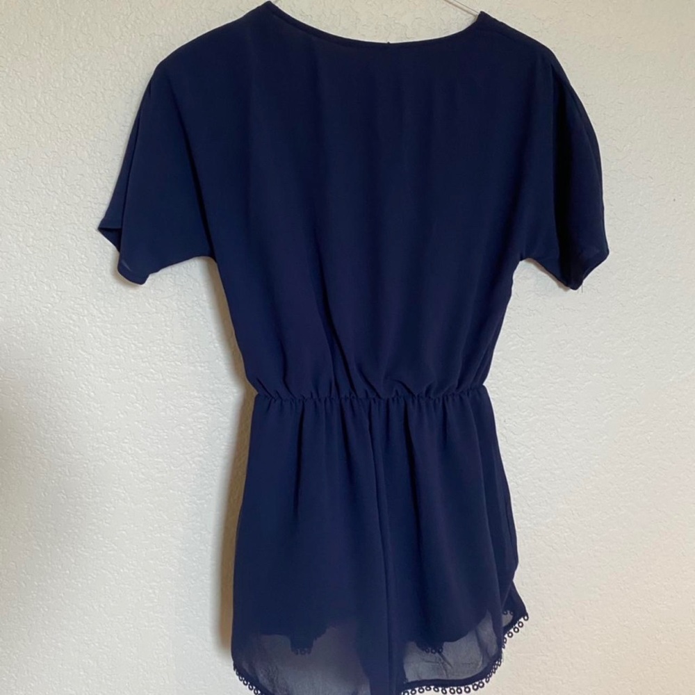 H&M V-neck Navy Romper w/ lining (Size 6) - Picture 3 of 3